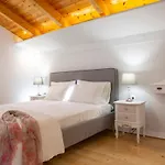 Apartmán Renovated Liana's