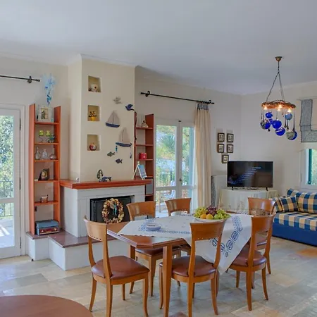 Renovated Liana's Apartmán Yénion
