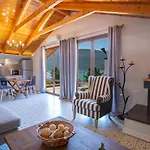 Renovated Liana's Yénion