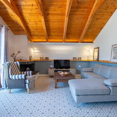 Renovated Liana's 公寓 *