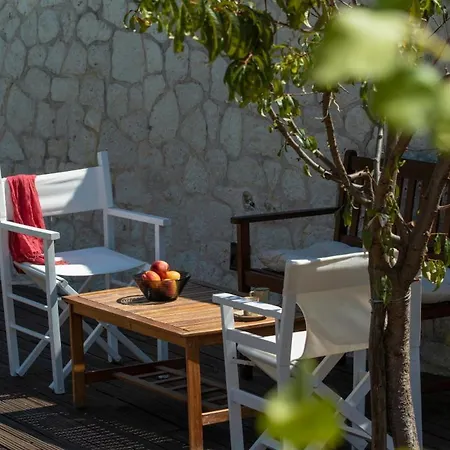 Appartamento Renovated Liana's *